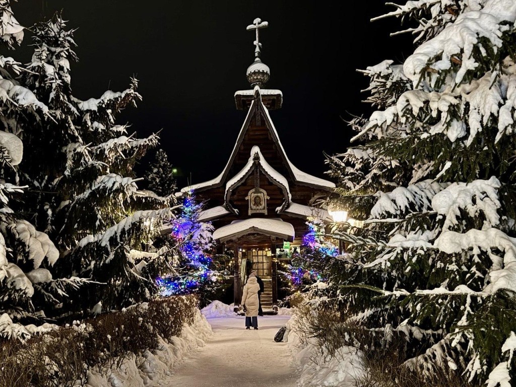 Более 39 тыс. человек: «Гремячий ключ» стал центром паломничества в Крещенскую ночь