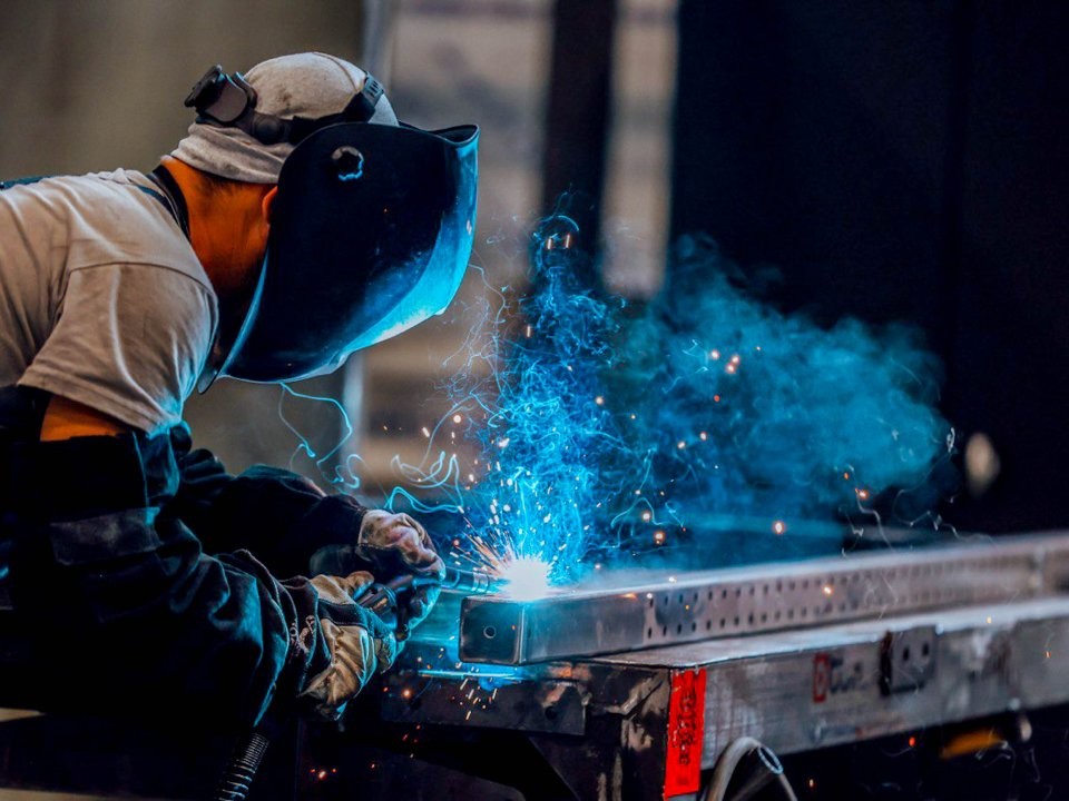 Рабочие руки снова в цене: кто будет нужен экономике в 2026 году