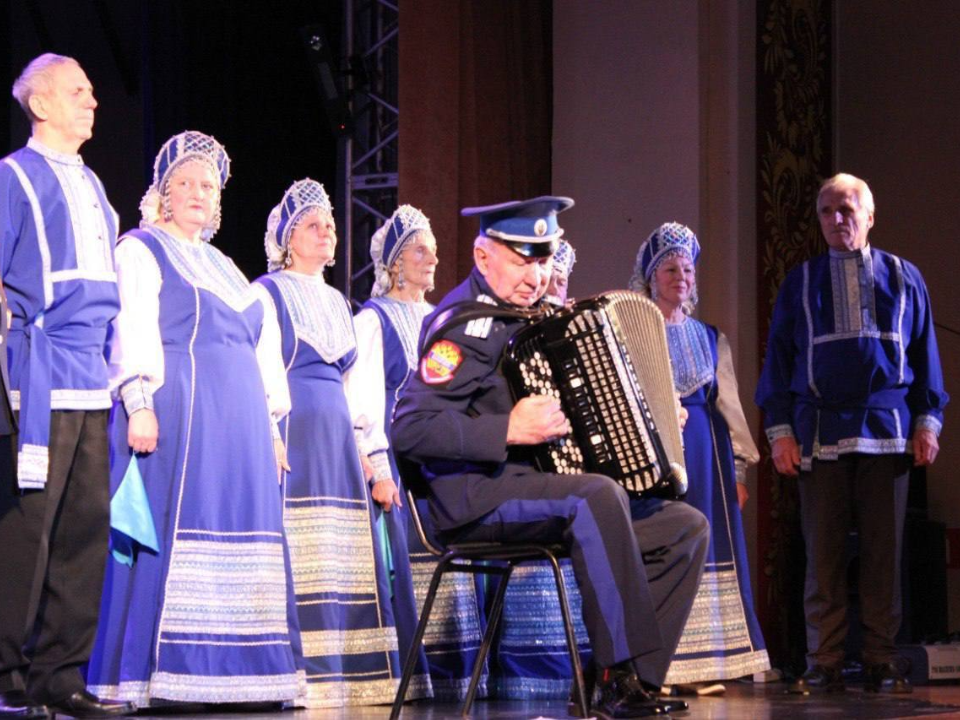 В Тучкове организовали праздничный концерт в честь освобождения поселка