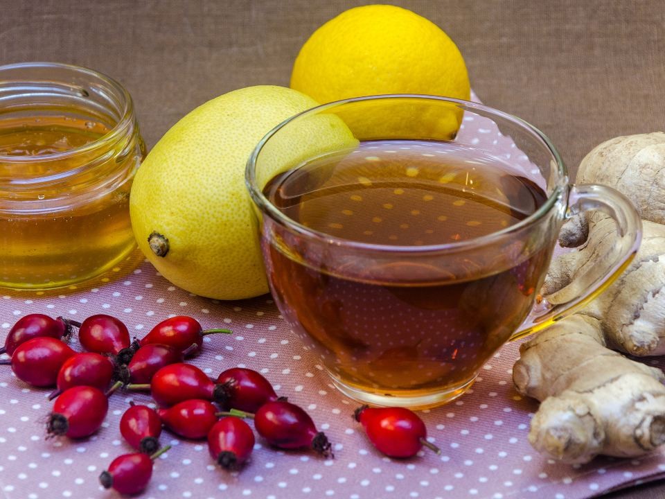 Витаминная «бомба» в кружке: нутрициолог раскрыла секрет идеального зимнего чая