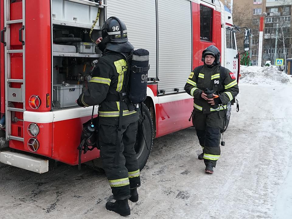Пожар оперативно потушили: что случилось в пятиэтажке на Можайском шоссе