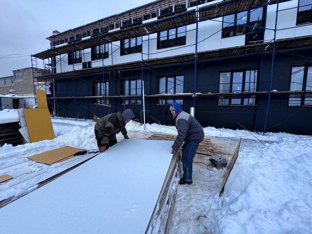 Капитальный ремонт «Мещеры» продолжается и в праздничные дни