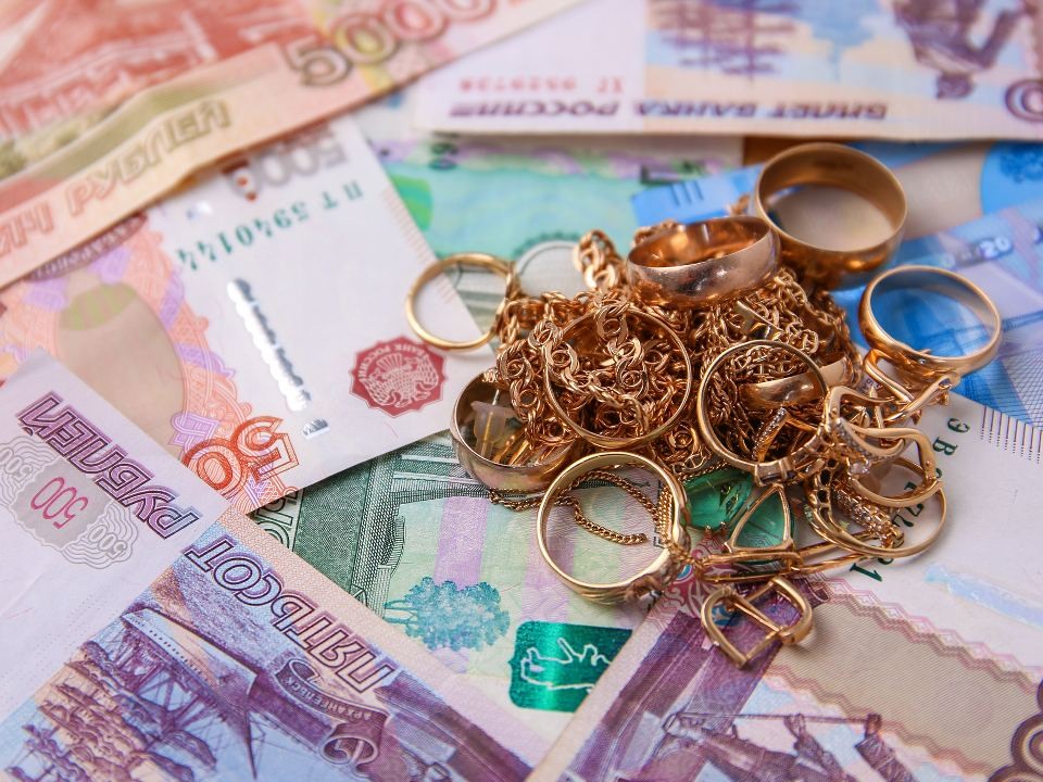 Не оказаться на поле чудес: стоит ли вкладываться в золото в 2026 году