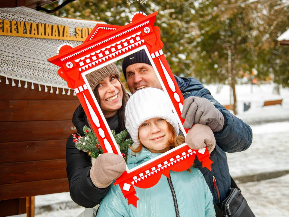 В Кашире подарили жителям 3 тыс. профессиональных фото с «Дня Вален’Ока»