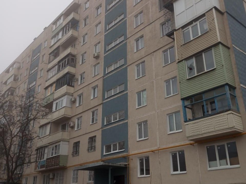 Дом, восставший из руин: какой стала девятиэтажка в Мариуполе после тотального ремонта по всем стандартам Подмосковья