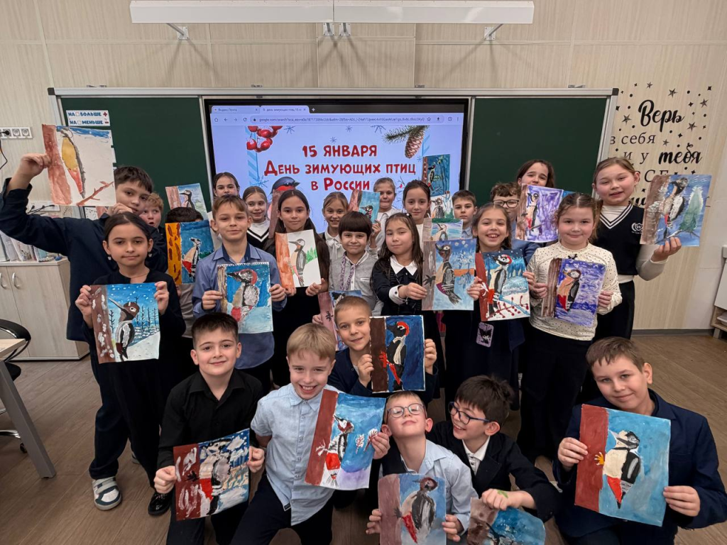 Домики для птиц со вкусом мандарина: школьники из Котельников содали уникальные экокормушки