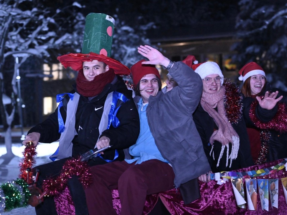 За кулисами каникул: как подмосковные студотрядовцы сделали детский отдых в зимних лагерях незабываемым