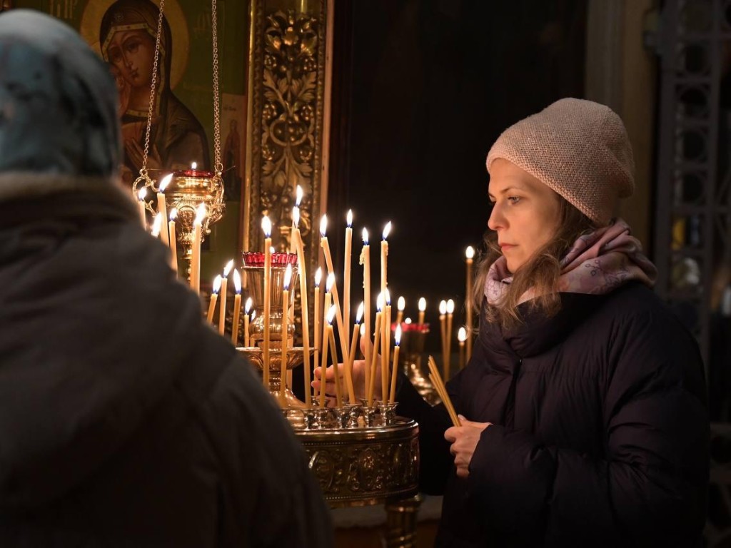 Рождество в Дмитрове: тысячи верующих собрались в храмах, чтобы встретить праздник вместе