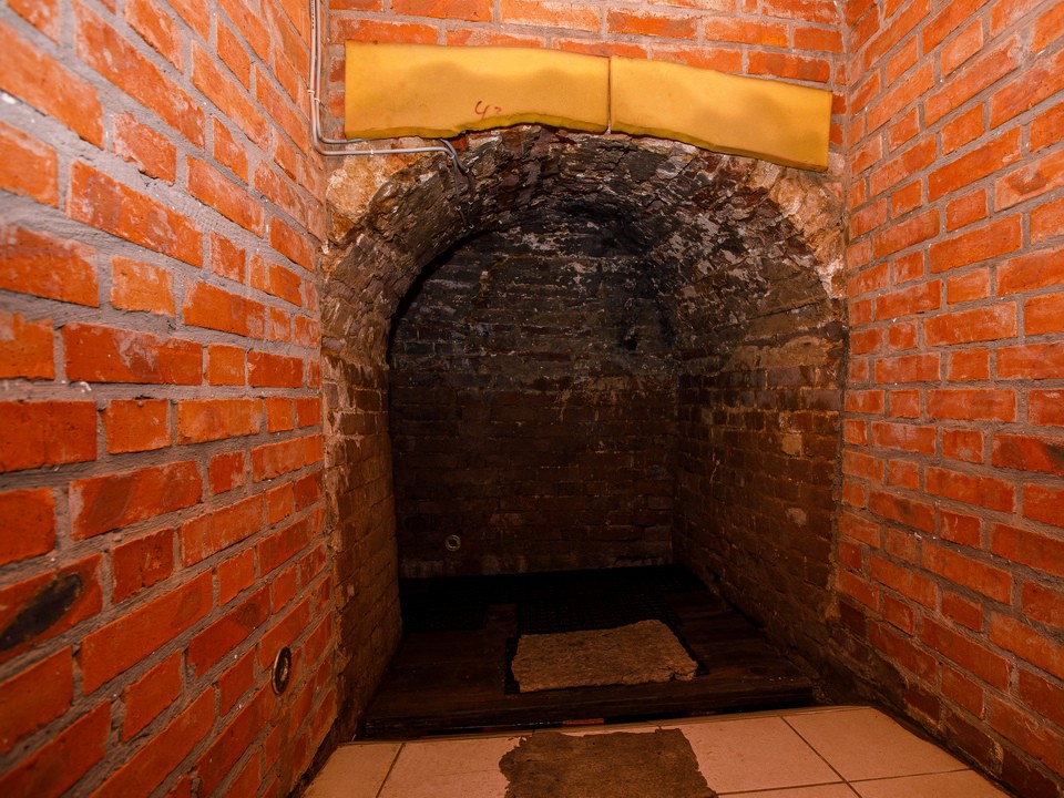 Подвал с секретом продают в Электроуглях