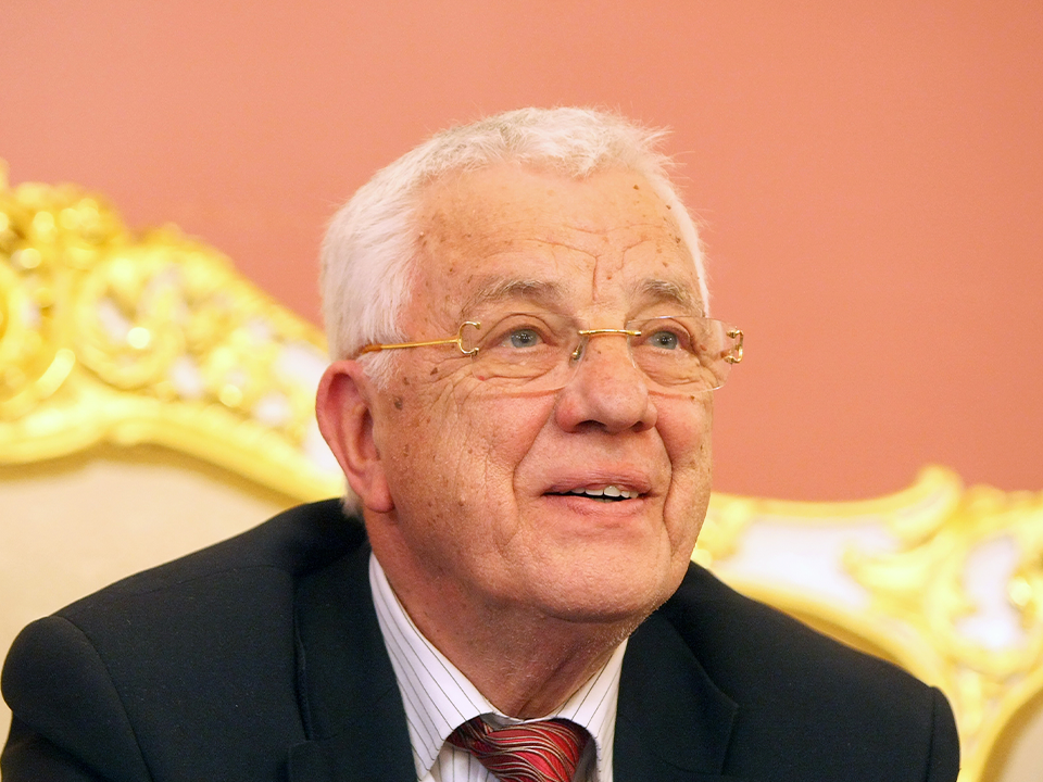 Маэстро Паулс отпраздновал юбилей без пышных торжеств: почему свой 90-й день рождения он встретил в узком кругу