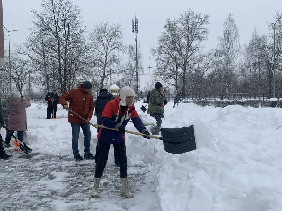 Между снежными циклонами: в Домодедове продолжается ликвидация налета «Фрэнсиса»