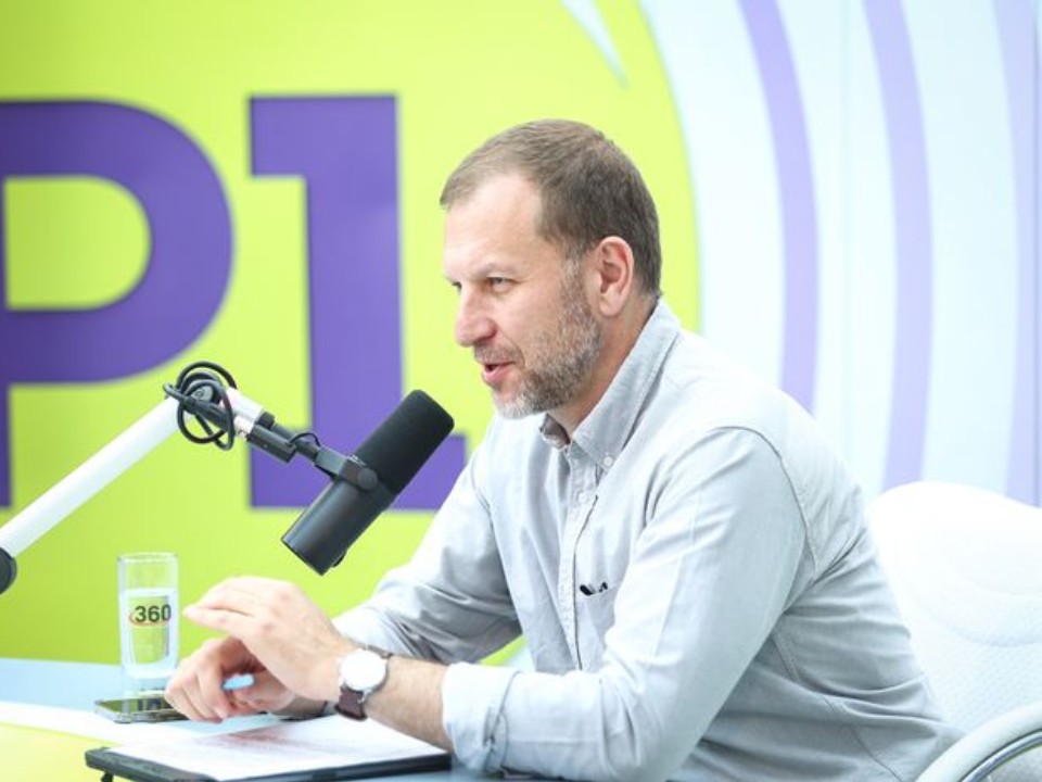 Слушатели приникли к радио: почему аудитория каналов начала резко увеличиваться