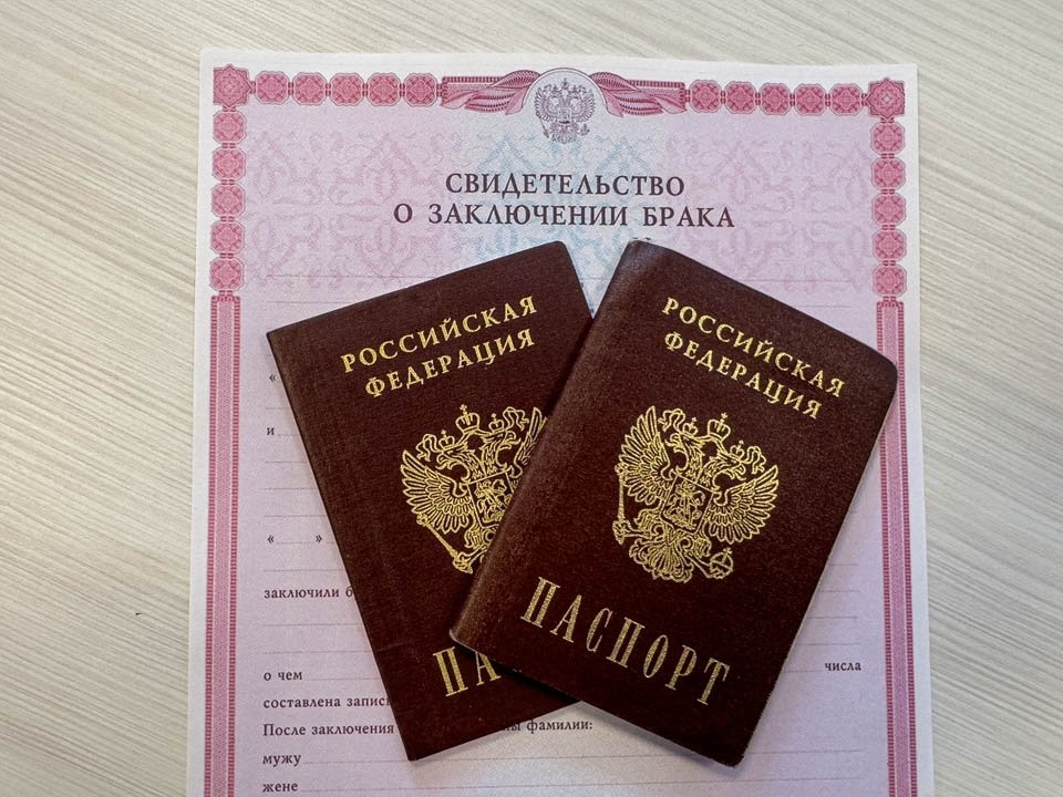 Небесная бюрократия: можно ли венчаться и регистрировать брак после Пасхи? Ответ священника