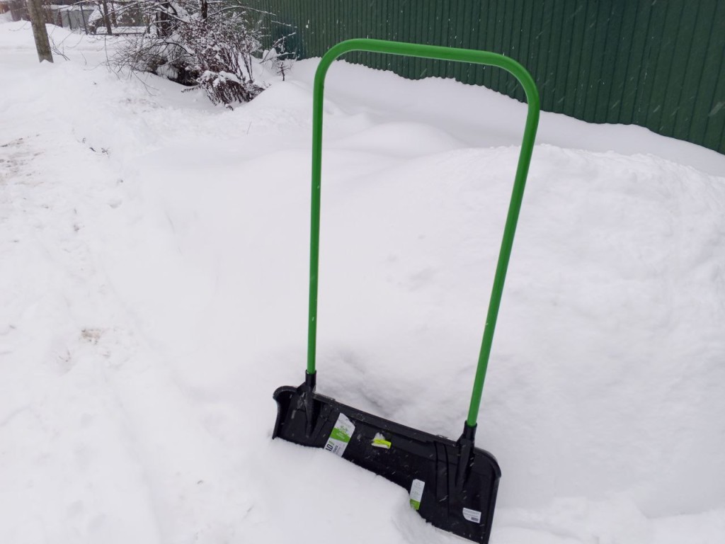 Союз лопаты и зимней мототехники: что выбирают егорьевцы для уборки снега