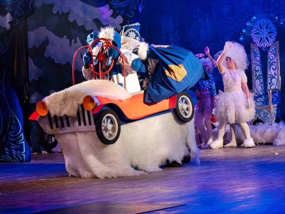 Благотворительные новогодние елки в Серпухове подарили праздник почти 8 тыс. детей