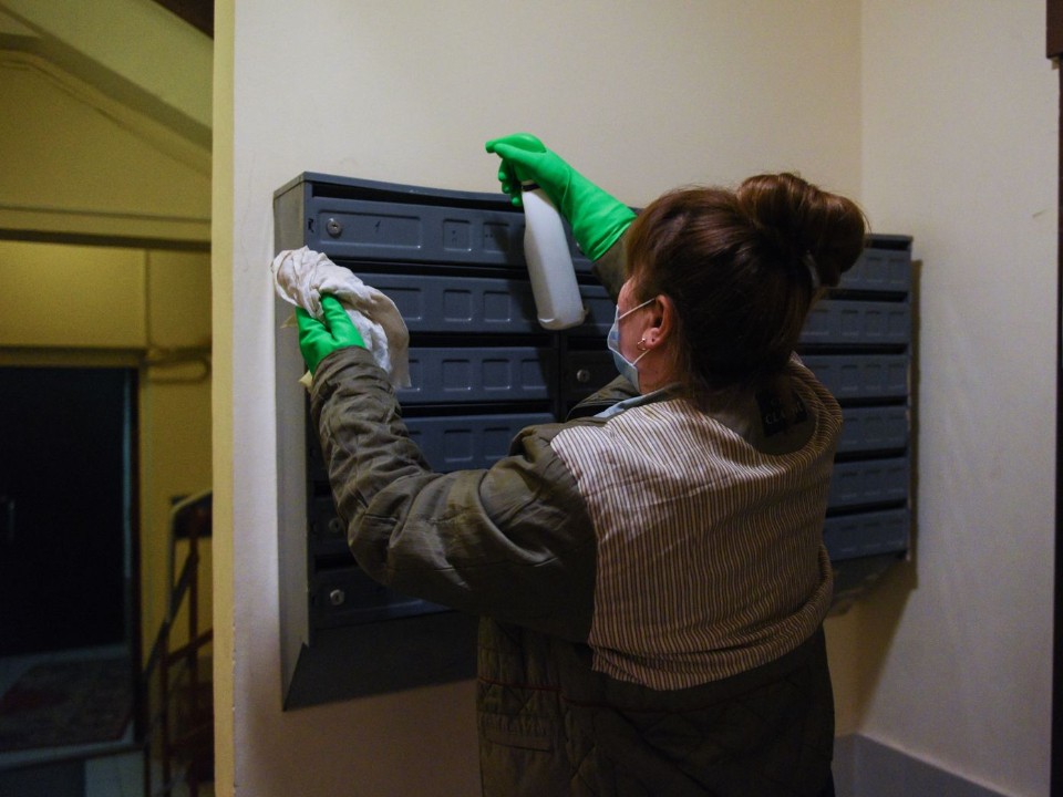 Подъезды многоквартирных жилых домов в Колычеве будут убирать по-новому