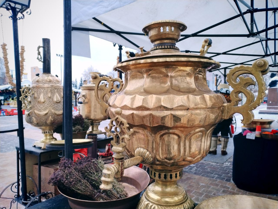 Игры, конкурсы и чай из самовара: «НеобыЧАЙный фестиваль» прошел в Подольске