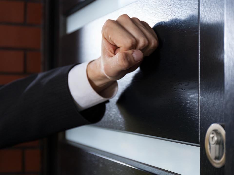 Что делать, если вам угрожают коллекторы? Советы эксперта