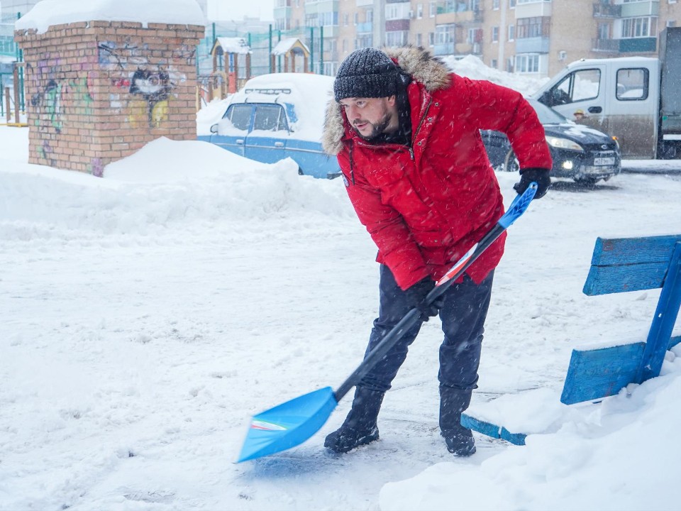 Снег убран, дворы расчищены: как администрация и жители вместе справились с сугробами