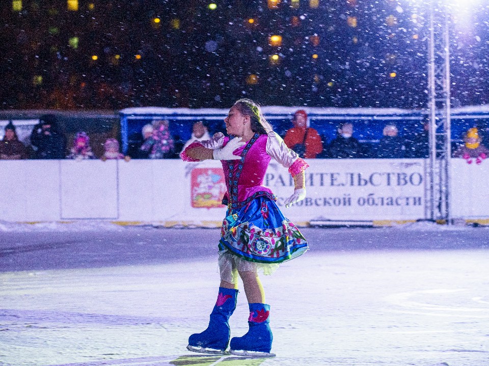 «Щелкунчик» на льду в Истре: звезды фигурного катания покажут спектакль на катке «Елочка»
