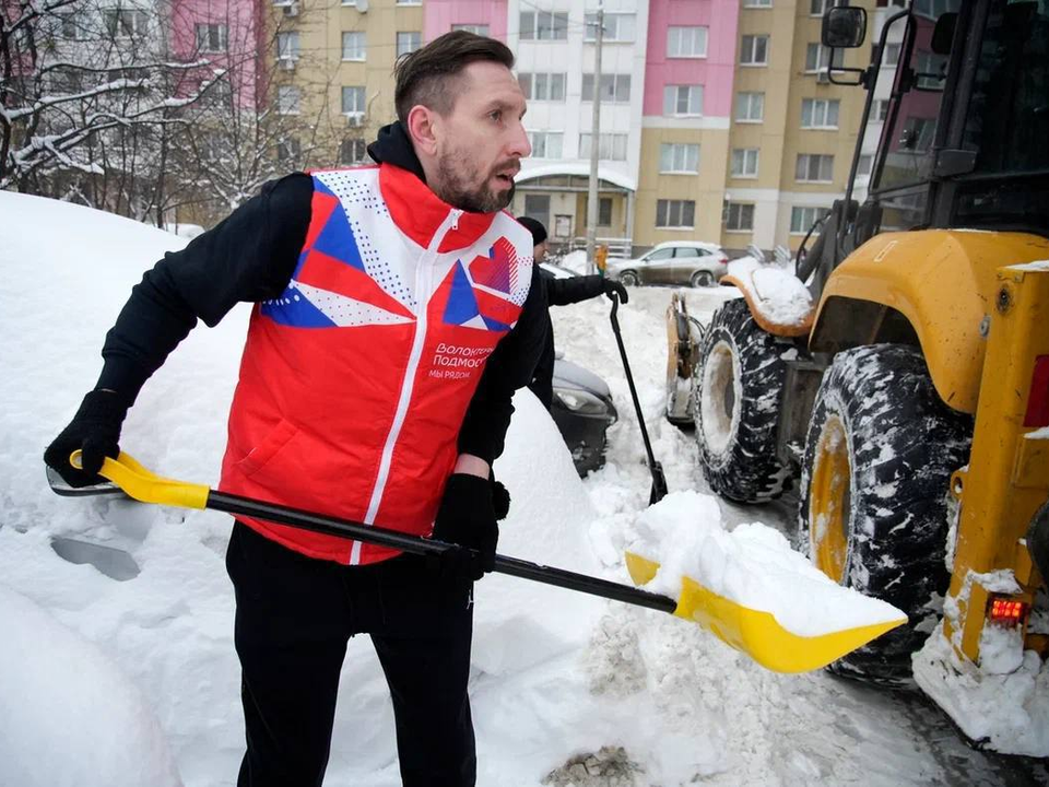 Как жители Котельников вместе с коммунальными службами возвращают городу чистоту