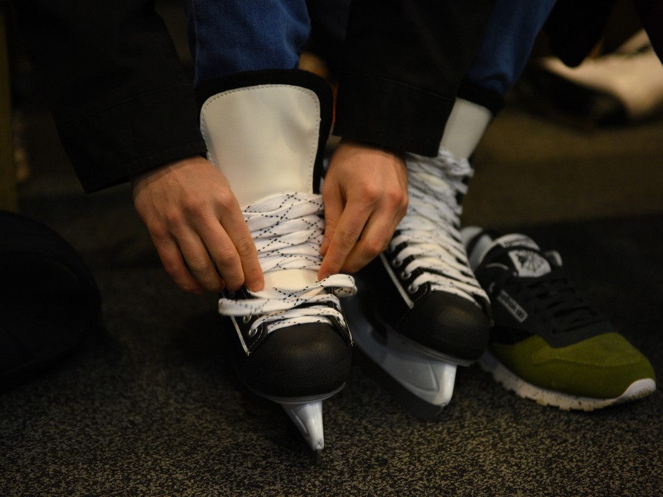 Где в Мытищах можно почувствовать себя королем льда и чем полезны тренировки на коньках