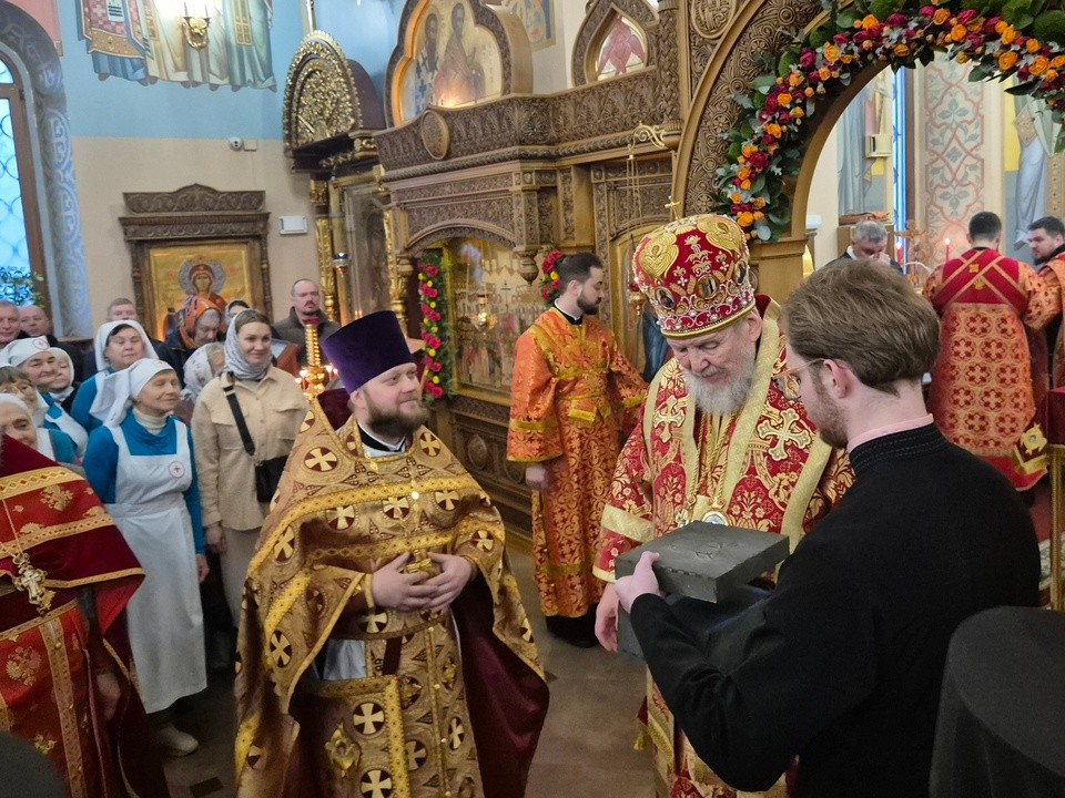 Какой церковный праздник отмечают 22 января и почему нельзя пришивать пуговицы
