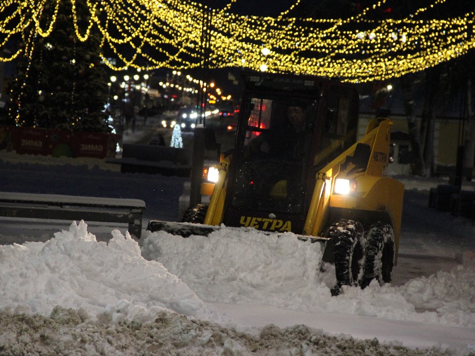 Рекордное количество техники задействовали в Егорьевске для уборки снега