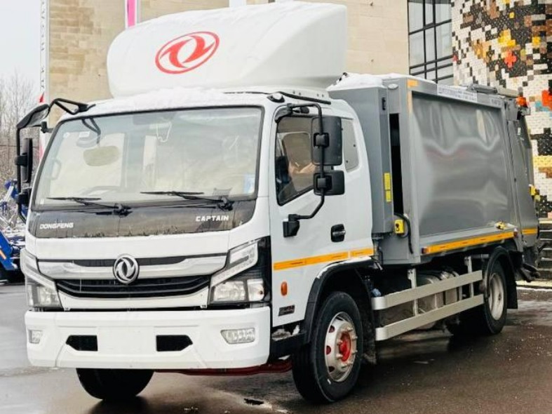 Мини снова в моде: как компактные мусоровозы ускорят вывоз отходов в Подмосковье