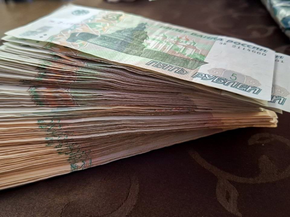 Кеш снова в моде: почему россияне возвращаются к наличным расчетам