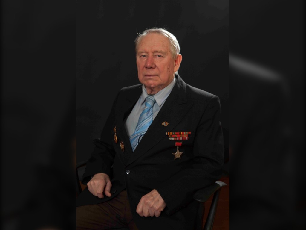 «Моя жизнь была трудной, но... светлой»: в Раменском простились с ветераном, который создавал «Буки» и Су-27