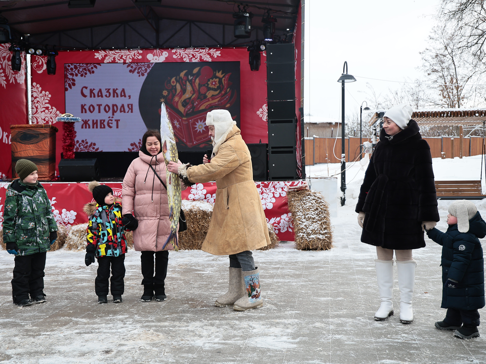 Иван-рыбак с волшебной щукой гуляет по улицам Каширы!