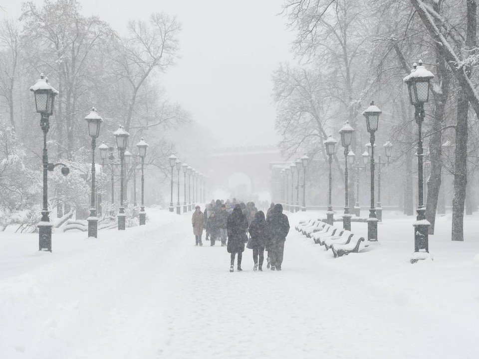 Южный циклон принесет в Подмосковье много снега: заметать начнет на Рождество