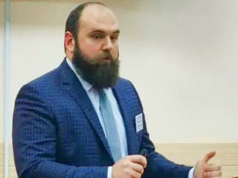 Преподаватель географии из школы № 16 стал победителем конкурса «Учитель года»