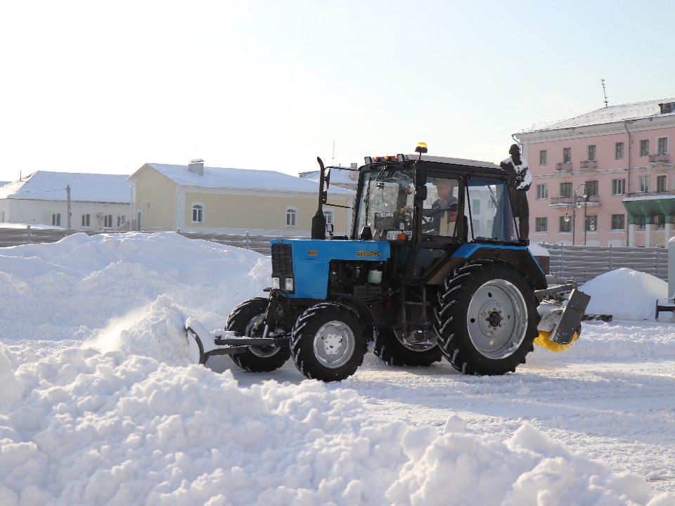 Трактор для обcлуживания спортивных объектов могут купить в Егорьевске