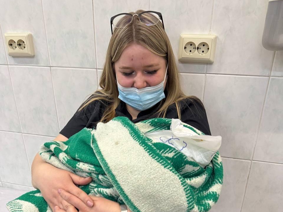 Стремительные роды в Лобне: как врачи за минуту приняли малыша