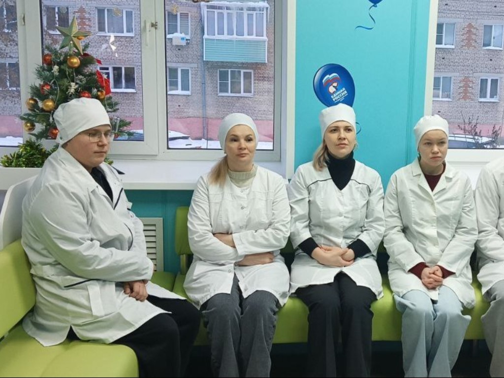 «Каждый маленький пациент — отдельная история»: экскурсия в детскую поликлинику стала полезным уроком для будущих врачей