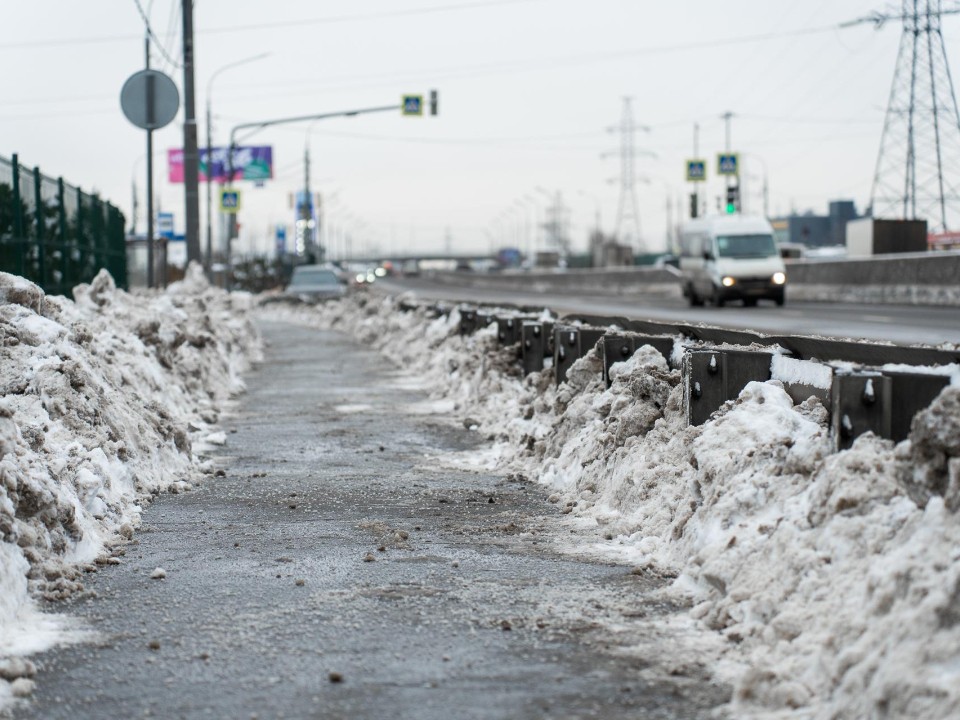 Ремонт и уборка в одном флаконе: комплексный подход к зимнему содержанию дорог в Мытищах