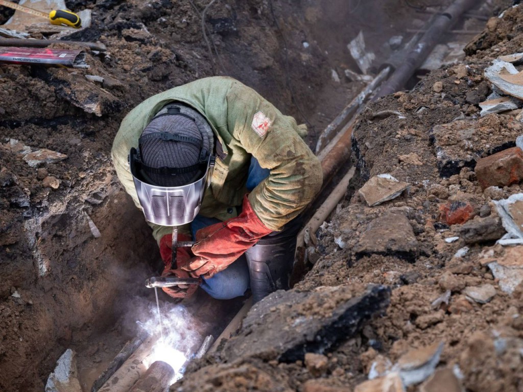 Тепло возвращается: в Северном после аварии уже запустили отопление в первые 22 дома