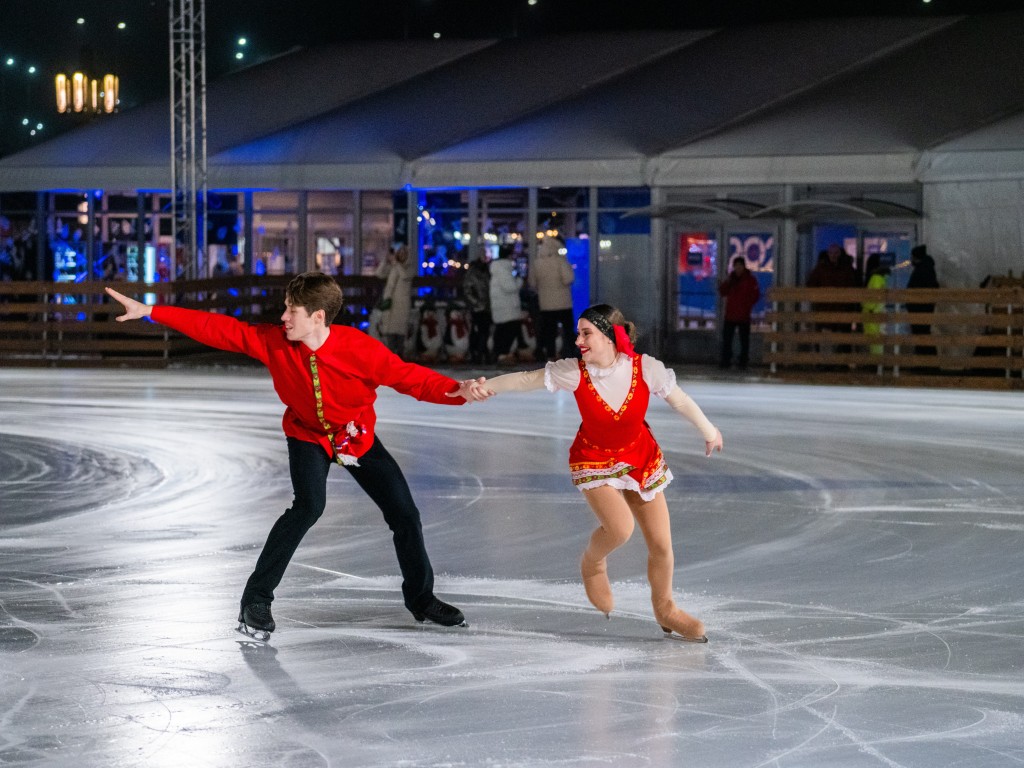 Каток в Новлянске закроют на день для подготовки к ледовому шоу
