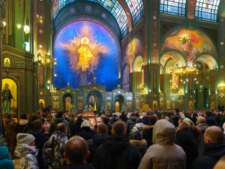 Горячий чай после ледяной проруби: как отметили Крещение Господне в Главном храме ВС РФ