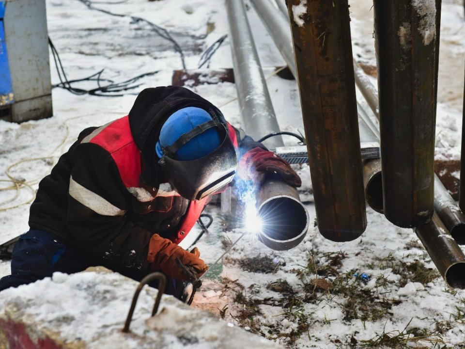 Специалисты «ТСК Мосэнерго» проводят ремонт теплосетей по семи адресам в Химках