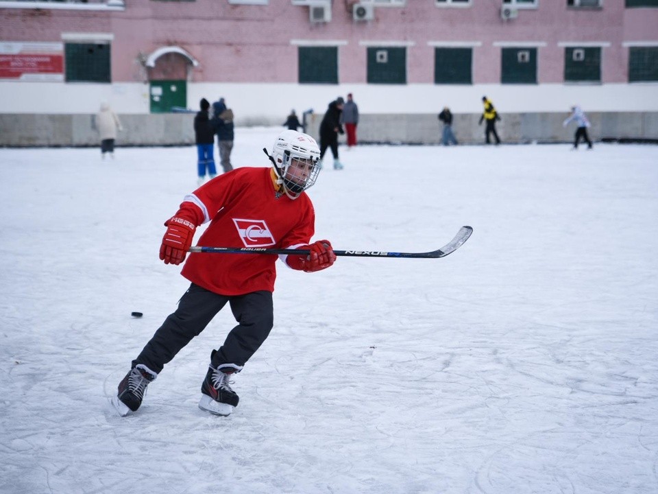 Актуальное расписание катка на стадионе «Центральный»: 11 января открыт до 21:00
