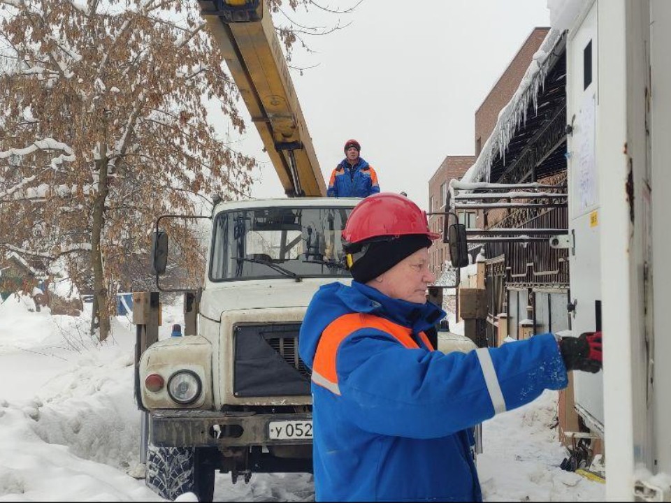 «Мособлэнерго» в деле: как в Котельниках улучшили электросети для 1,2 тысяч жителей частного сектора
