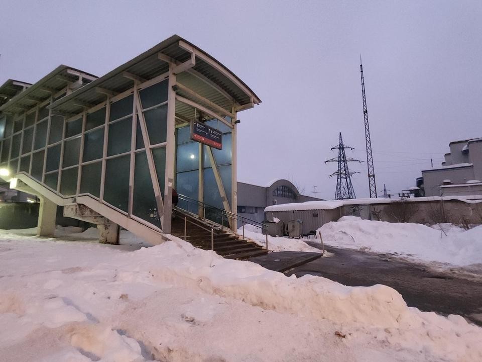 На устранение недочетов – сутки: работники станции Мытищи убирают грязь и снег в усиленном режиме