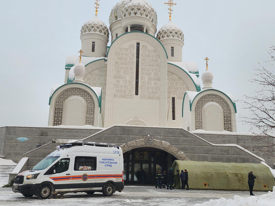 В Павшинской пойме у Никольского собора оборудуют купель к празднику Крещения