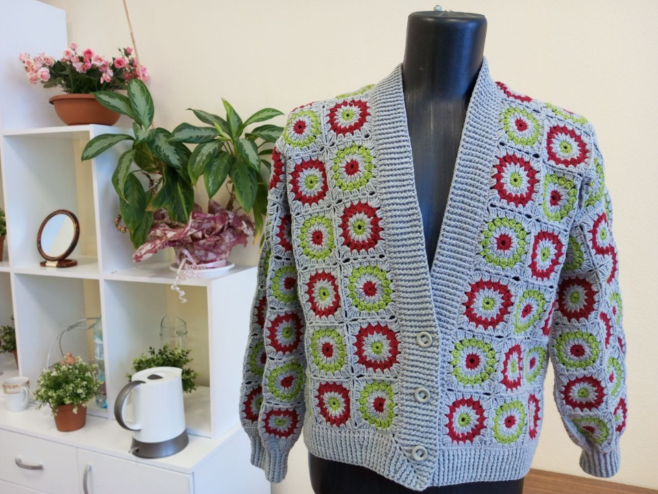 В Электрогорске участники «Активного долголетия» создают авторские коллекции одежды