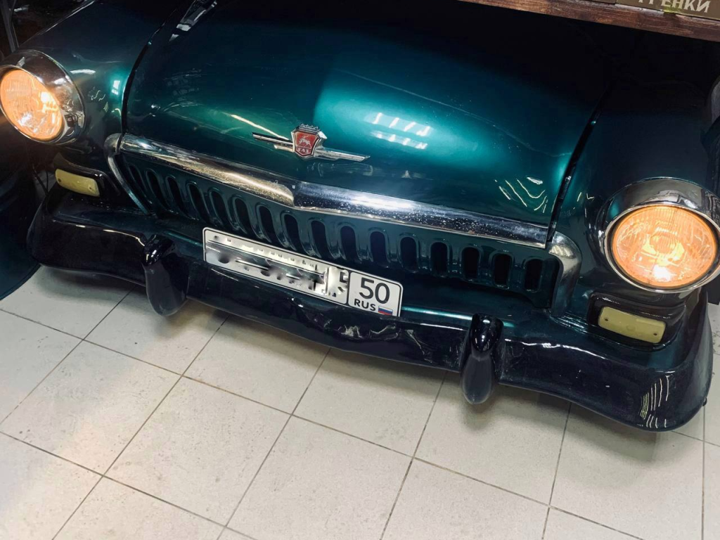 Заглянули под стол администратора в Селятино и обомлели: там спрятан настоящий раритет