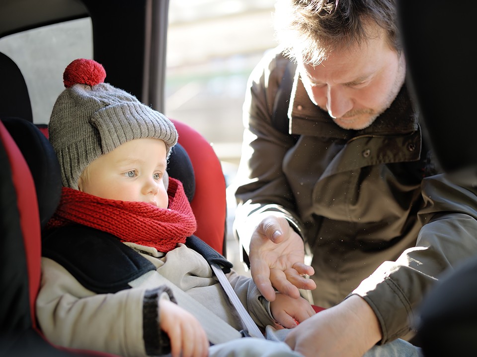 Такси с детьми: новые правила перевозки необходимо знать родителям и водителям