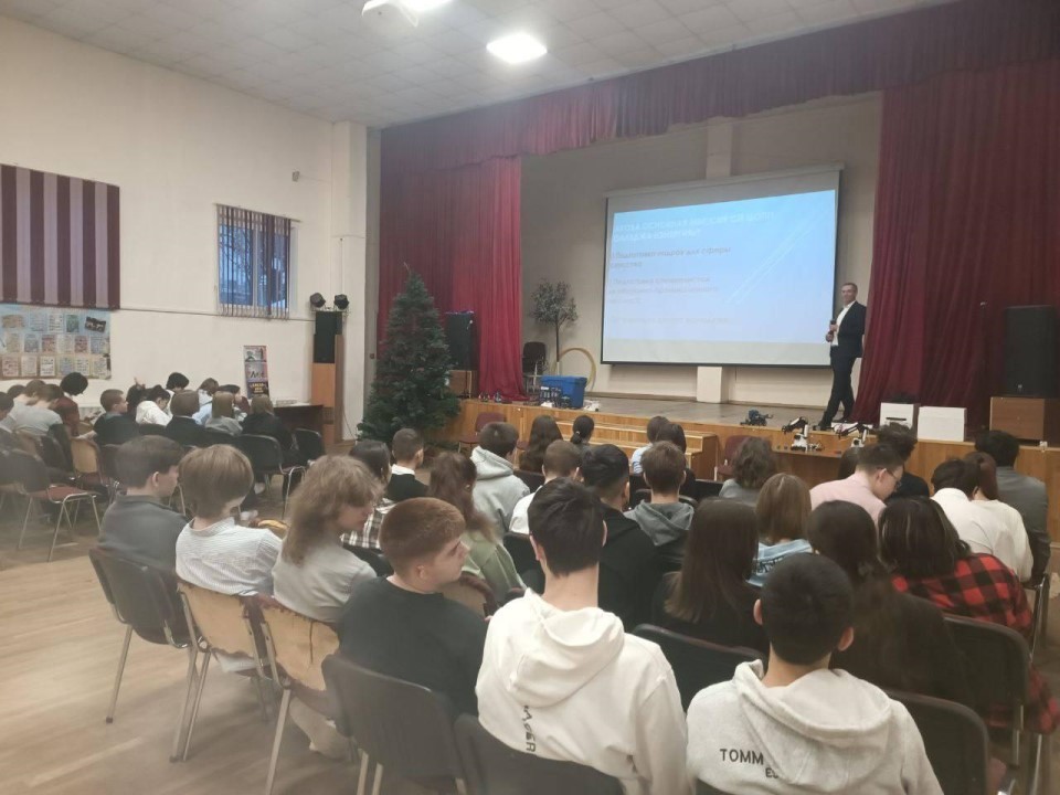 Робототехника вместо учебника: как в реутовской школе №4 прошел нестандартный день профориентации